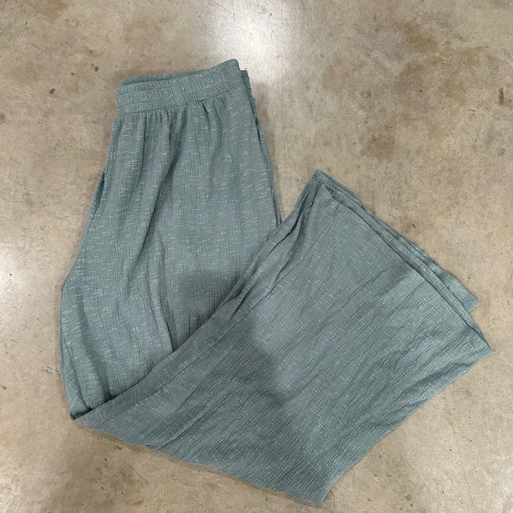 Wide leg palazzo pants